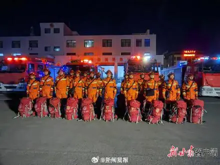 甘肃救援直击地震现场图片_直击甘肃地震救援现场_甘肃救援直击地震现场视频