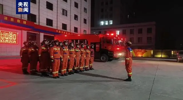 地震断层破裂模型_汶川地震破裂过程_专家：甘肃地震为逆冲型破裂