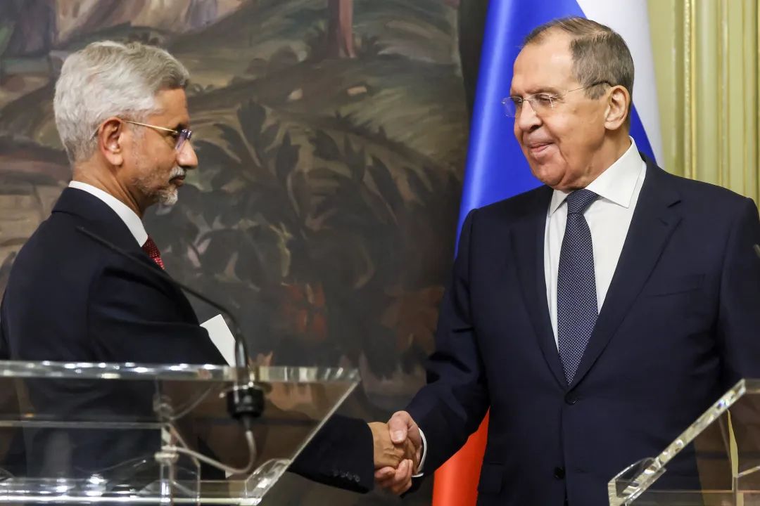 印度加入中俄伊军演_俄拒邀印度出席峰会_印度想“入常” 俄外长当面表态