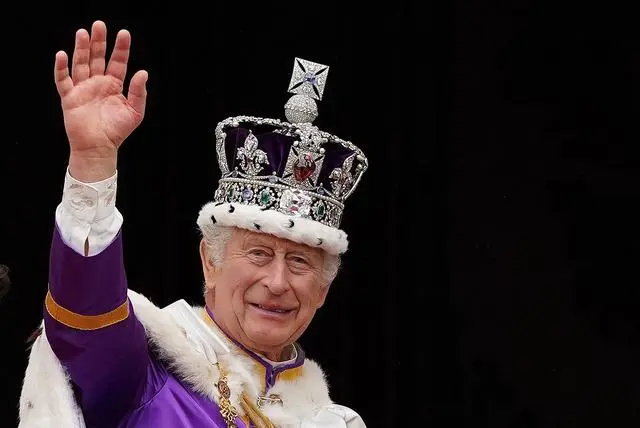 英国王室查尔斯_英国国王查尔斯被曝制定继承计划_英国查尔斯王子放弃王位继承权