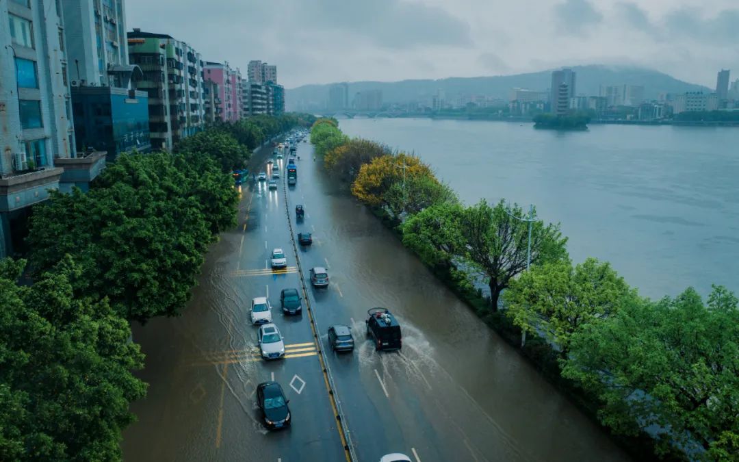 韶关1小时雨量破纪录_72小时雨量分布图_24小时雨量