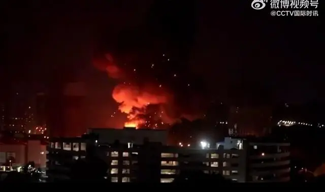 乌克兰空袭俄罗斯_乌克兰多地遭空袭至少10人死亡_乌克兰空袭