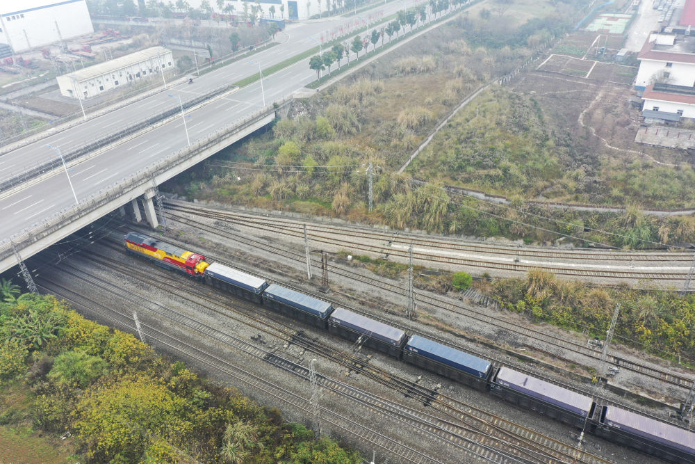 习近平在重庆考察调研_习近平在重庆考察调研_习近平在重庆考察调研