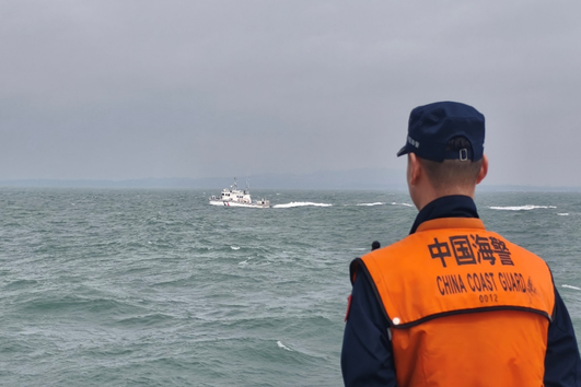 相关人士向《环球时报》记者表示，图片中的小艇为台“海巡署”船艇（图片来源：中国海警）