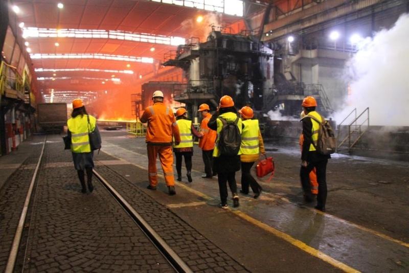塞尔维亚刚铁厂_塞尔维亚铁哥们_“铁杆”塞尔维亚是个怎样的国家？