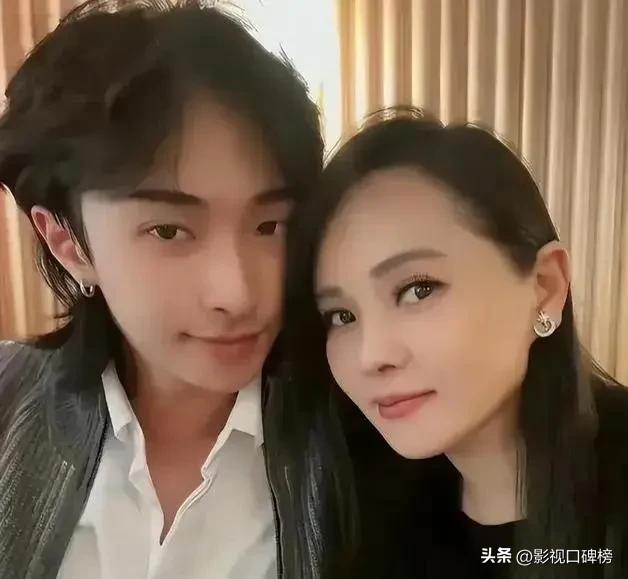 伊能静离婚后_伊能静离婚孩子跟谁_