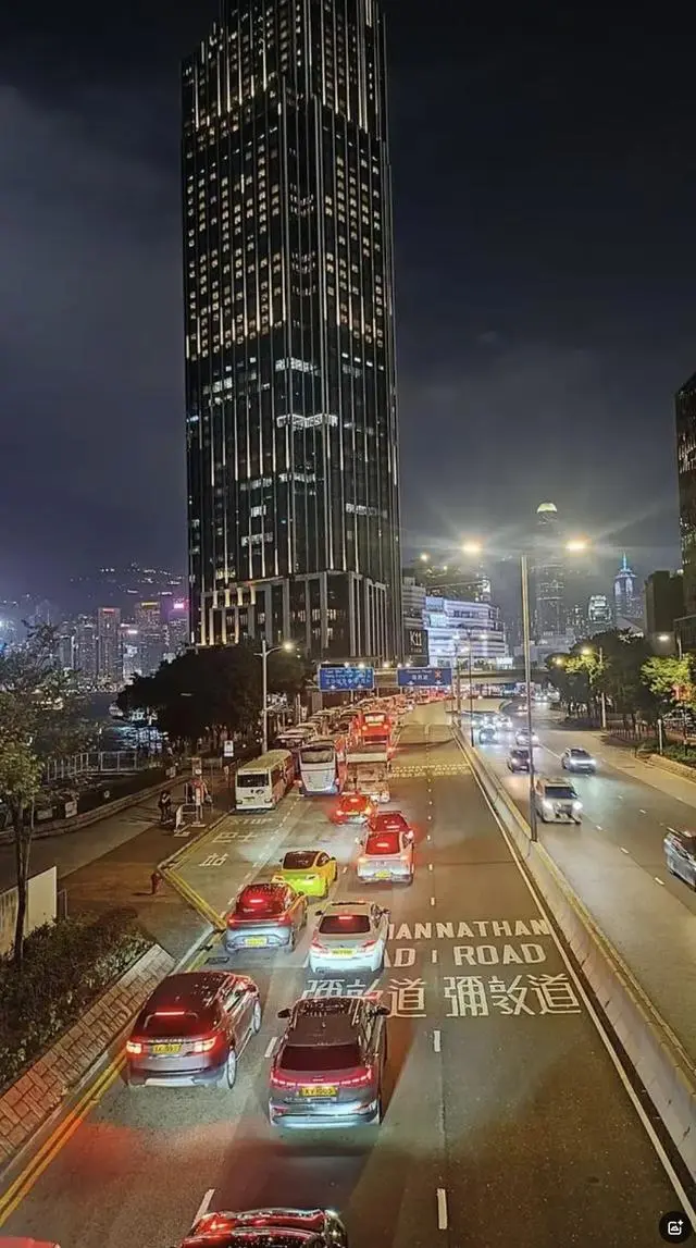 去香港建筑打工_去香港做建筑工怎么样_29名建筑工赴香港打工月薪3万