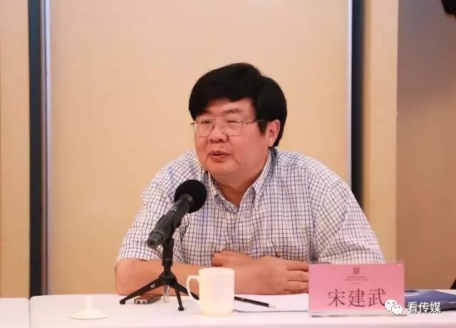 头条新闻娱乐内容有什么_娱乐新闻头条有哪些内容_头条新闻具体内容