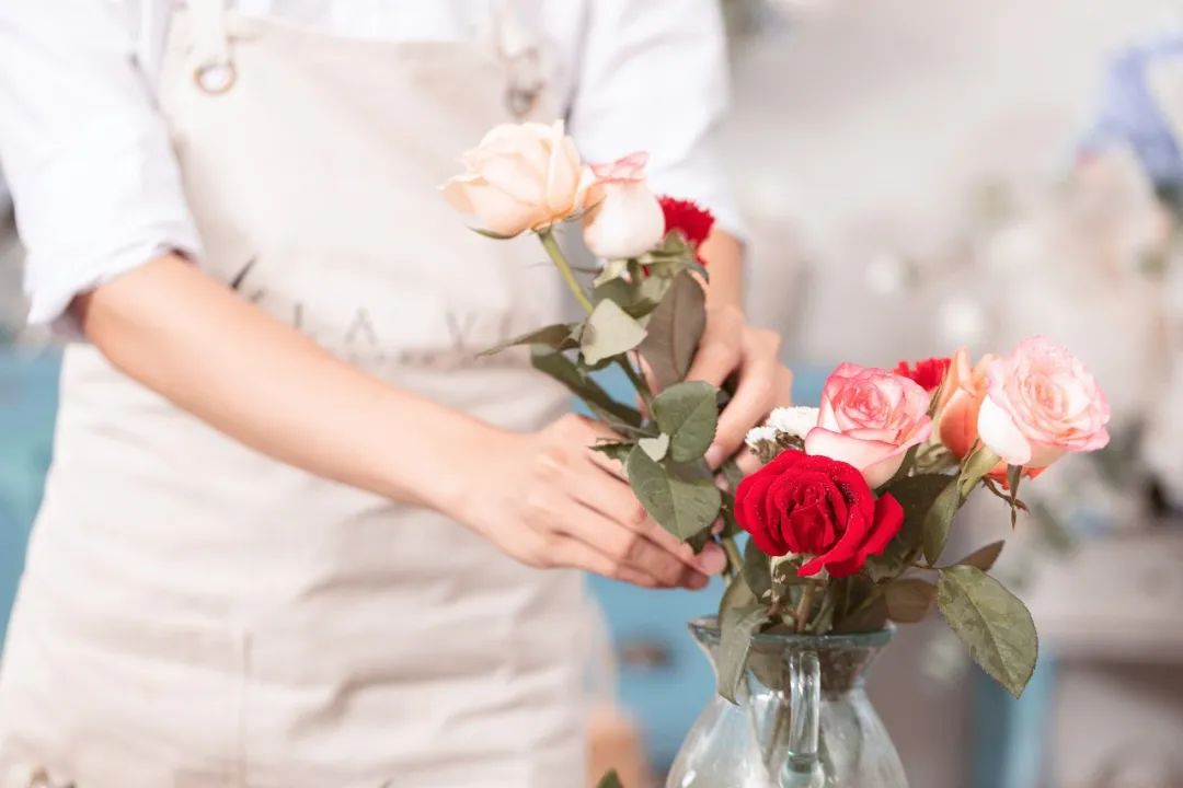 赞美女人如花的诗句_女人如花私处_电影女人如花