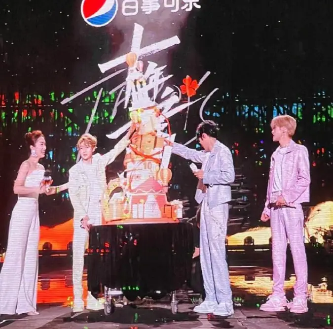 杨幂八卦实锤_汇总杨幂八卦明星视频_明星八卦汇总杨幂